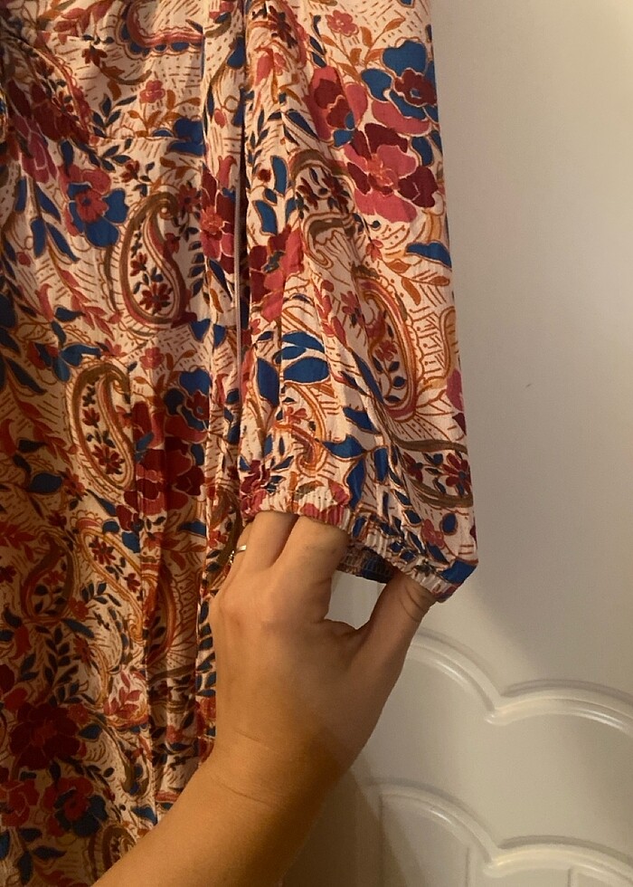 Çiçekli elbise - Görsel 3