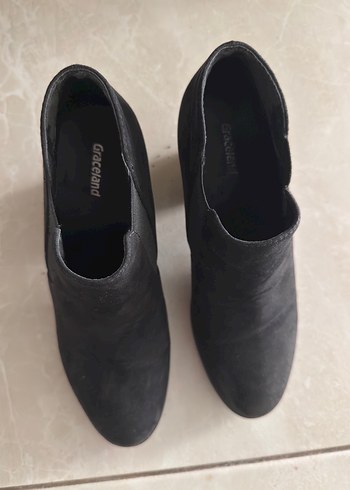 Siyah Süet Blok Topuklu Kadın Bot - Görsel 3