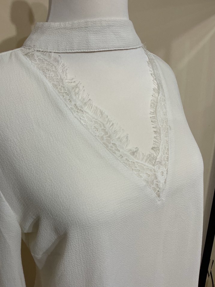 Batik Marka 36 Beden Ekru Dantel Detaylı Gömlek — görsel 5/8