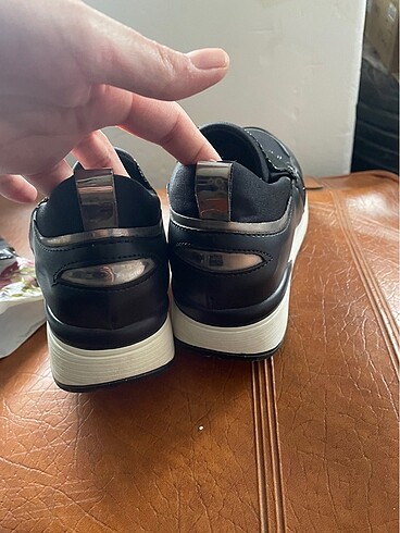 37 Beden Simli sneaker