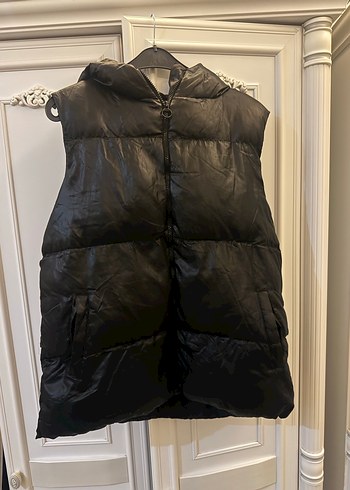 Siyah Deri Kapüşonlu Kolsuz Yelek - Görsel 2