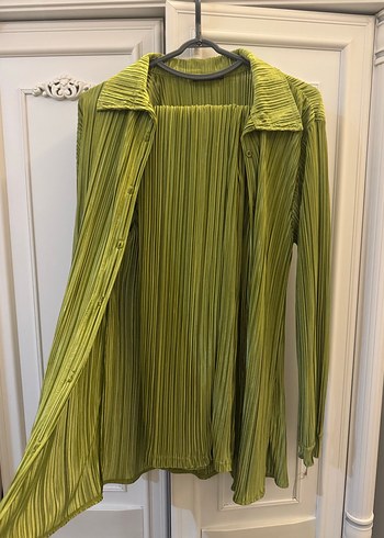 Yeşil Pilili Uzun Kadınsaten takım - Görsel 3