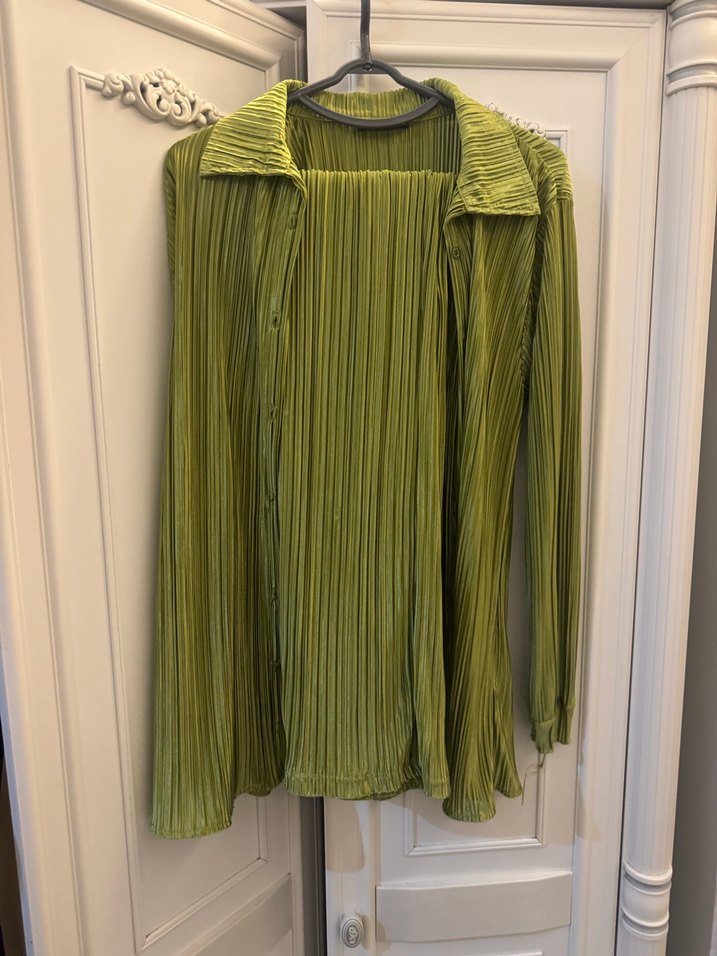 Yeşil Pilili Uzun Kadınsaten takım - Görsel 4