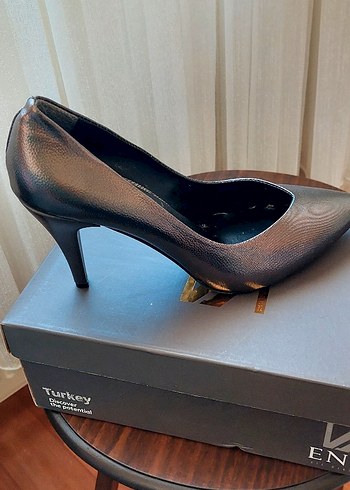 Kahverengi Deri Stiletto Topuklu Kadın Ayakkabı - Görsel 3