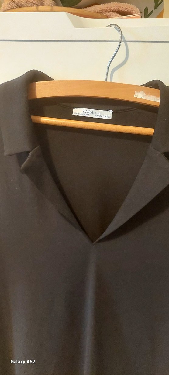 Siyah Kadın V Yakalı Uzun Kollu Kazak - Görsel 3