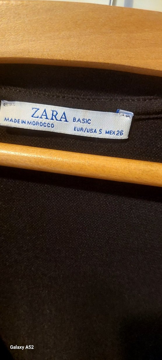 Siyah Kadın V Yakalı Uzun Kollu Kazak - Görsel 4