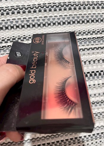 Gold Beauty 4D Parlak takma Kirpik - Görsel 5