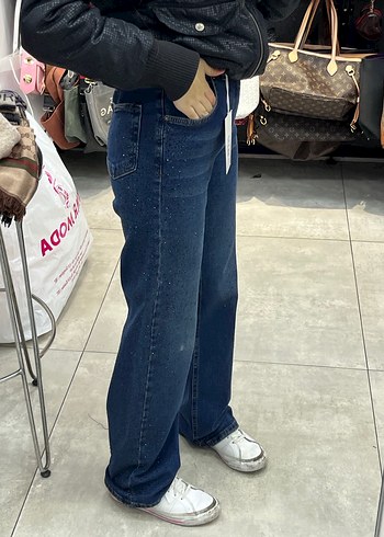Diğer Kadın mavi taşlı parlak jean pantolon