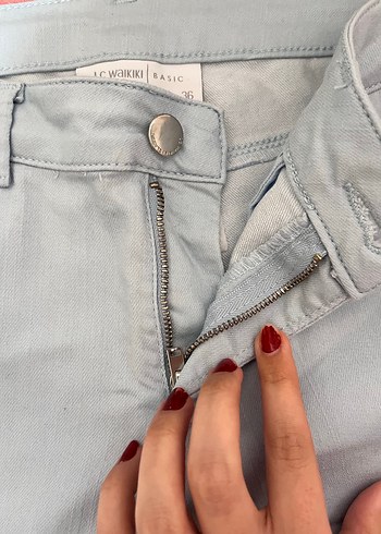 Mavi Kadın Denim Bermuda Şort - Görsel 4
