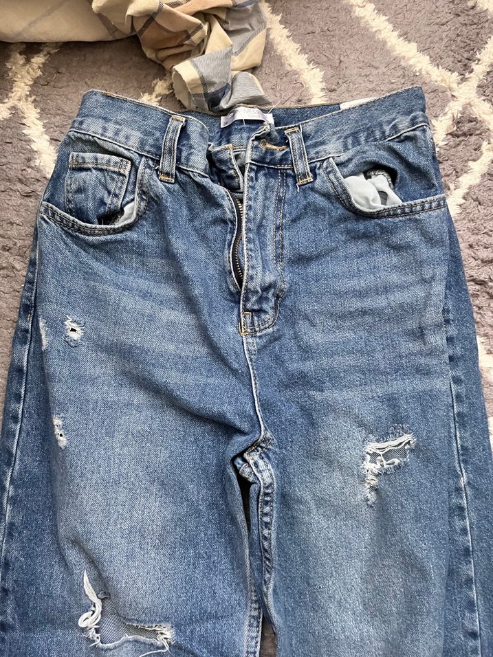 Kadın Mavi Bol Kesim Yırtık Kot Pantolon - Görsel 2