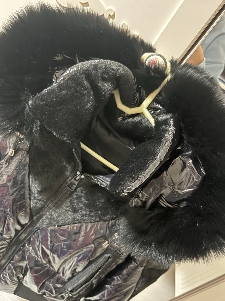 Siyah foxy viral Kürklü Kısa Kadın Kış Montu - Görsel 3