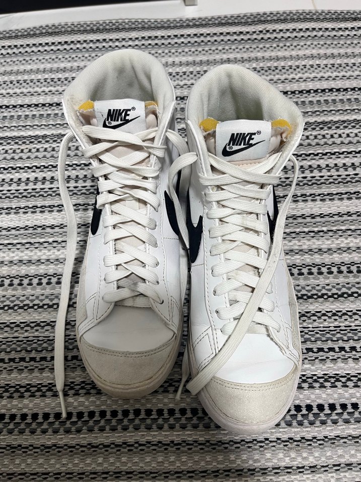 Nike blazer orijinal Beyaz Siyah Bağcıklı Spor Ayakkabı - Görsel 2