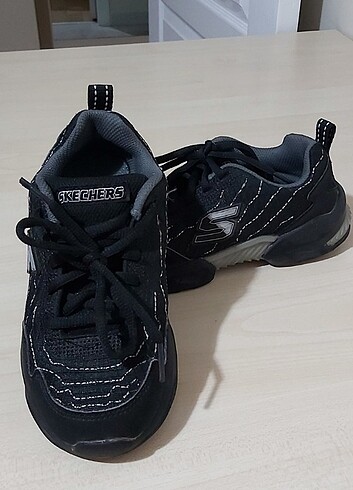 Skechers 32 numara çocuk ayakkabı
