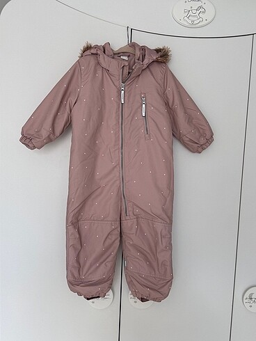 H&M astronot tulum