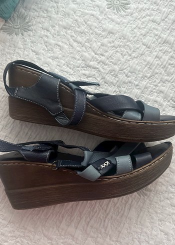 Kadın Mavi Dolgu Topuklu Sandalet - Görsel 2