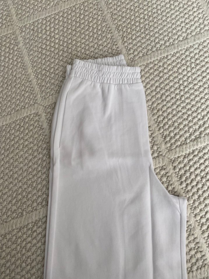 Beyaz eşofman - Görsel 2