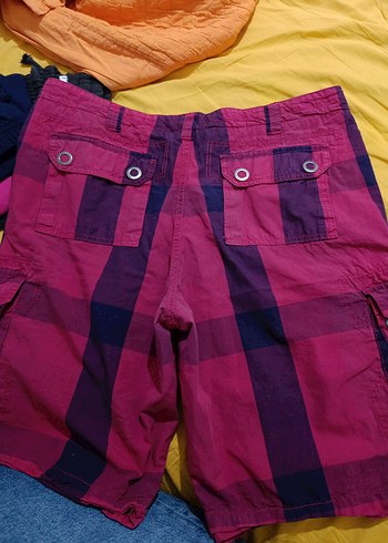 Erkek-Kadın Pembe Batik Desenli Kemerli Şort - Görsel 3