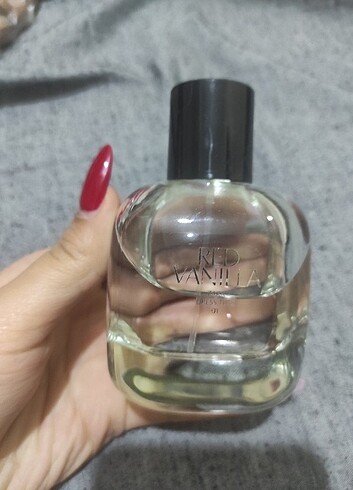 ZARA RED VANİLLA PARFÜM