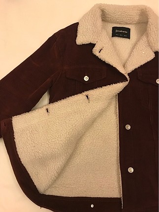 Stradivarius Bordo Mont