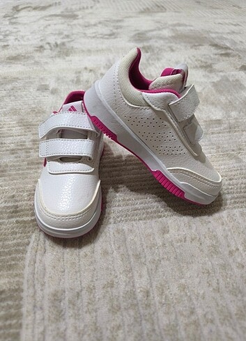 25 Beden Kız çocuk adidas ayakkabı