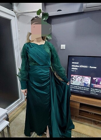 Yeşil saten abiye  - Görsel 4