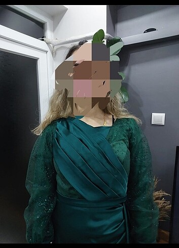 Yeşil saten abiye  - Görsel 5