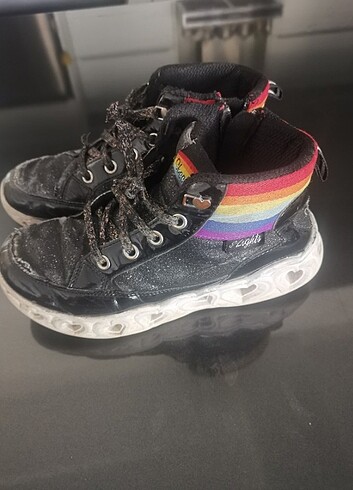 34 Beden siyah Renk Skechers 34 no