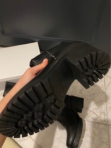 Shoe Tek Yeni uzun çizme taşlı