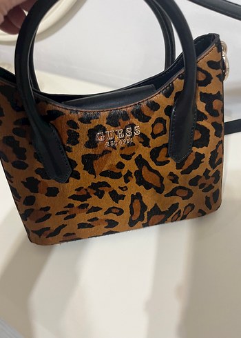 Guess Leopar Desenli Sik El Cantasi