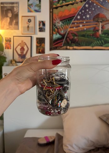 Urban Outfitters takı kavanozu mystery jar