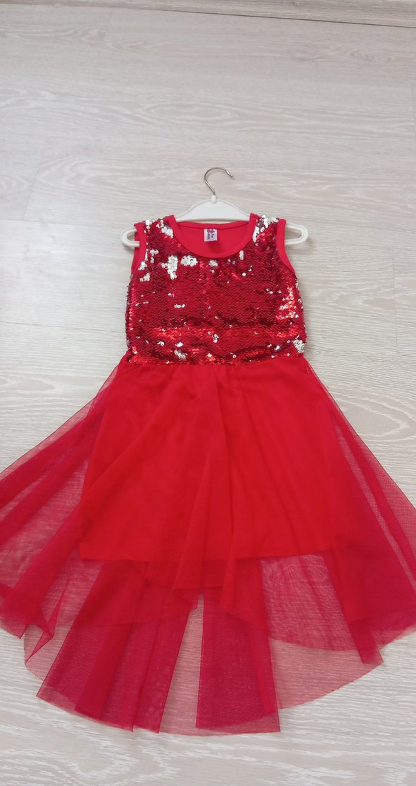Kız Çocuk Kırmızı Payetli Elbise - Görsel 2