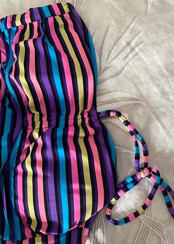 Renkli Çizgili Askılı Mayo - Görsel 4