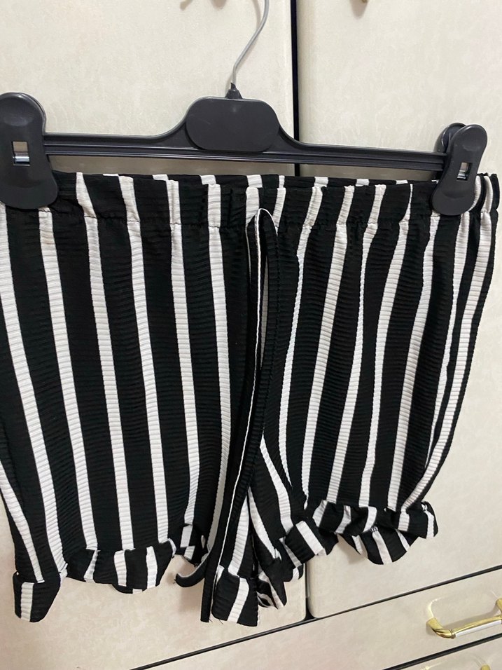 Çizgili Mini Şort Tulum - Görsel 2