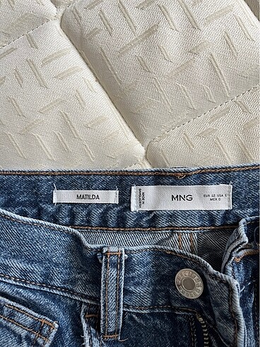32 Beden lacivert Renk mango jean