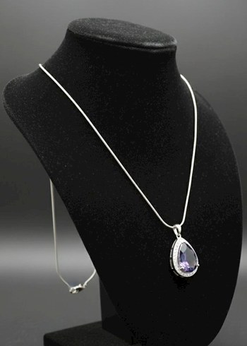 Mor Zincir Detaylı Gotik Uzun Kolye - Görsel 3