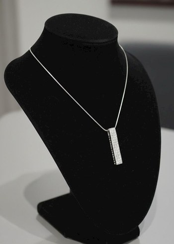 Zincir Detaylı Uzun Altın Kadın Kolye - Görsel 3