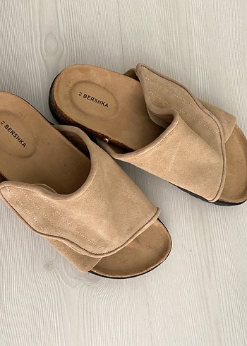 Bershka Bej Süet erkek terlik