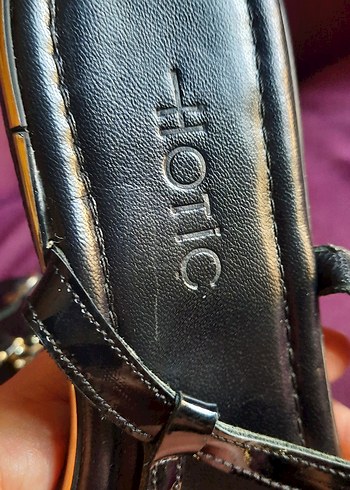 Altın Renkli, Taşlı Toka Detaylı HOTİÇ Sandalet 36 NUMARA - Görsel 4