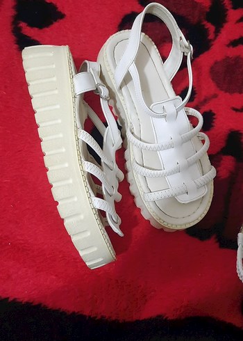 Kadın Dolgu Topuk Sandalet - Görsel 2