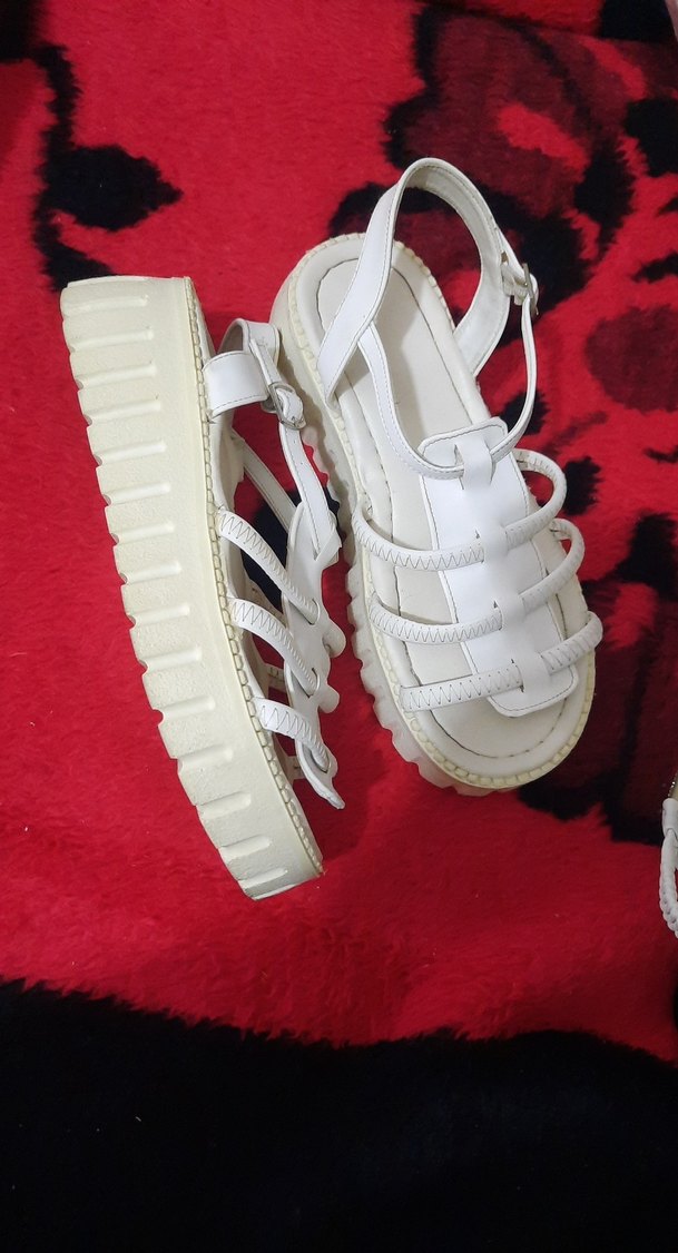 Kadın Dolgu Topuk Sandalet - Görsel 2