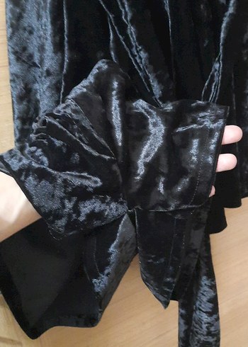 Siyah saten kadife şortlu elbise - Görsel 2