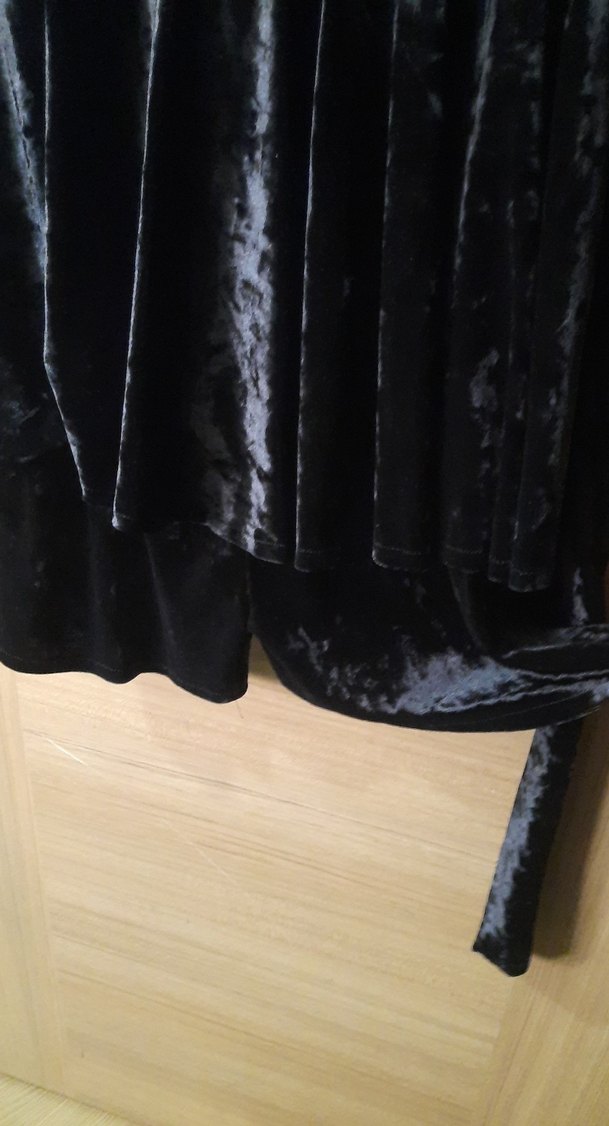 Siyah saten kadife şortlu elbise - Görsel 4