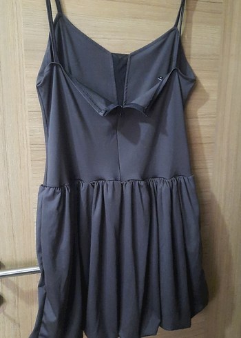 Askılı siyah elbise - Görsel 6