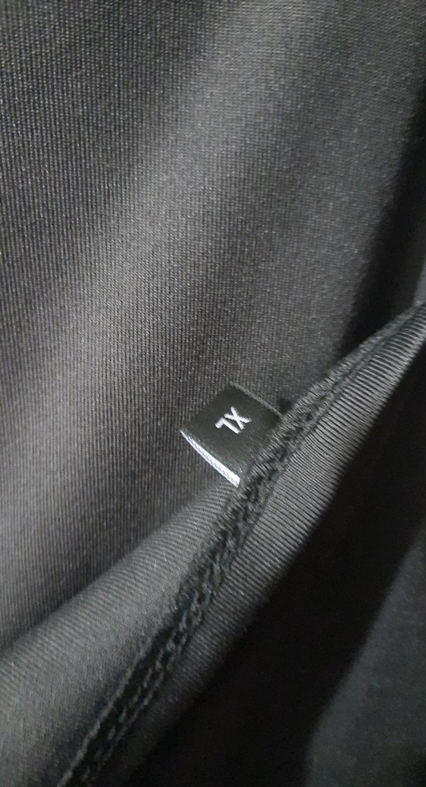 Askılı siyah elbise - Görsel 5