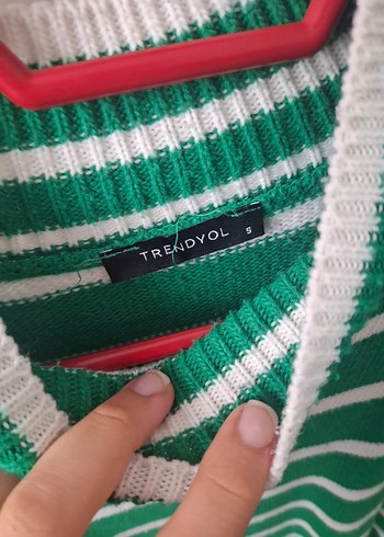 Yeşil Çizgili Uzun Kollu Boğazlı Triko Kazak - Görsel 4