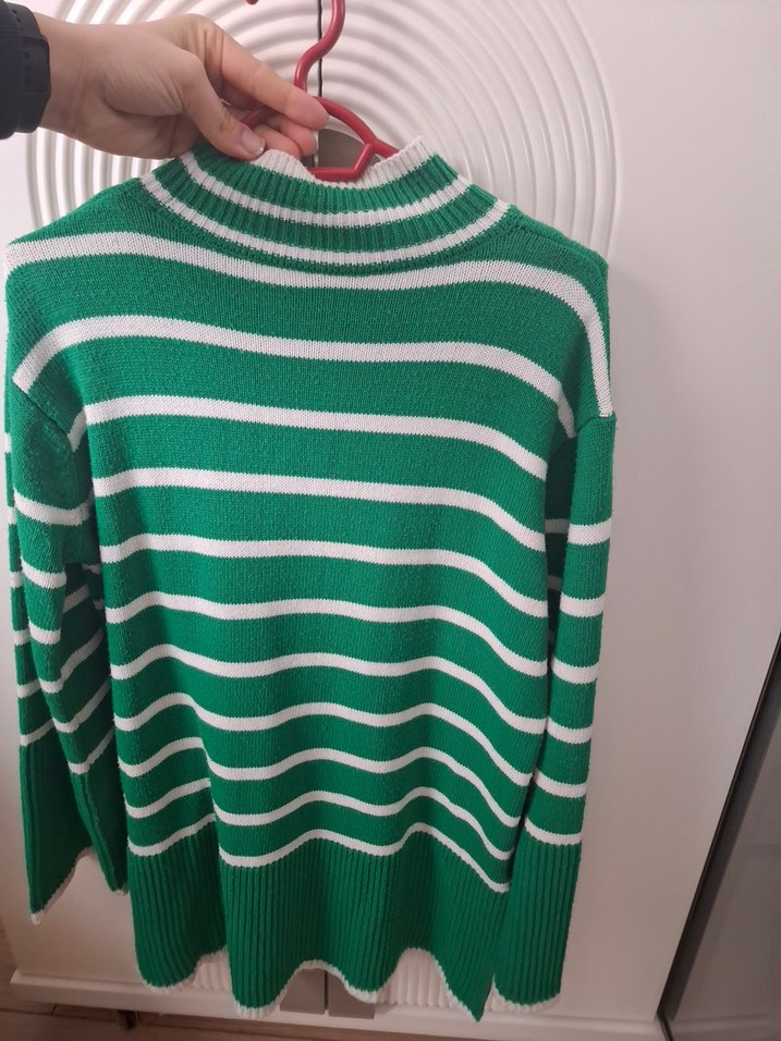 Yeşil Çizgili Uzun Kollu Boğazlı Triko Kazak - Görsel 5