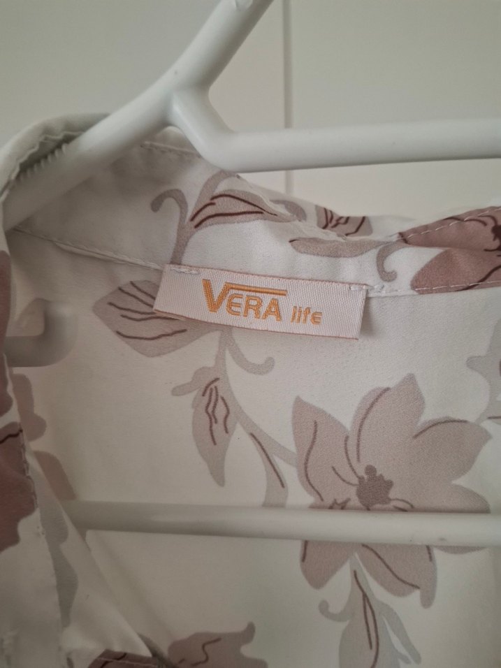 Çiçek Desenli Beyaz Uzun Kollu Gömlek - Görsel 2