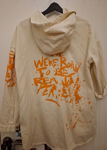 Bej Kapüşonlu Uzun Kollu Baskılı Kadın Gömlek - Görsel 5