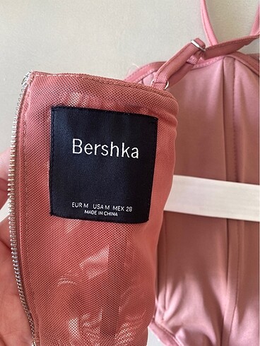 m Beden çeşitli Renk Bershka tasli üst