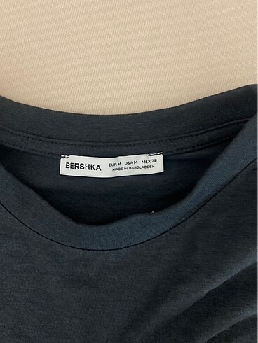 m Beden Bershka basic